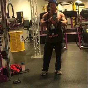 Meet your Posher, Todd